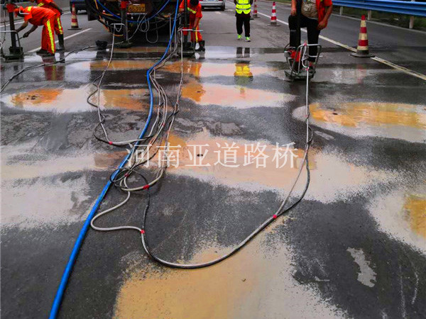 公路鉆孔施工