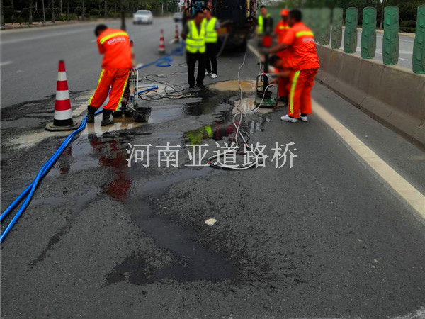 公路鉆孔施工