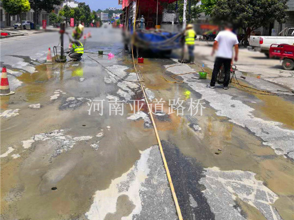 公路鉆孔施工