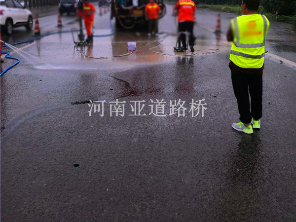 公路鉆孔施工