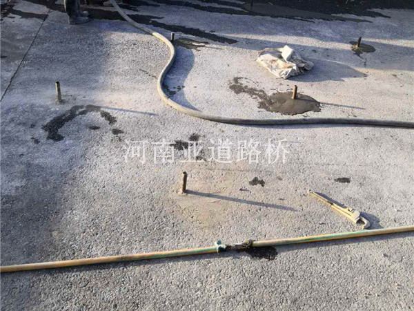 其他公路壓漿服務(wù)