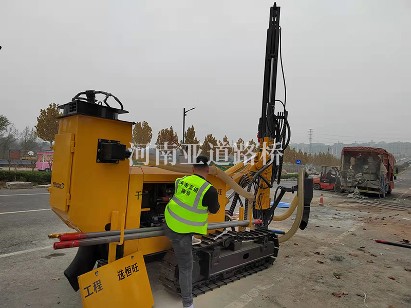 公路壓漿施工